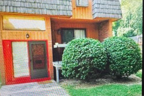 268-268 High Path Rd, Windsor, CT, 06095-4132 | Card Image