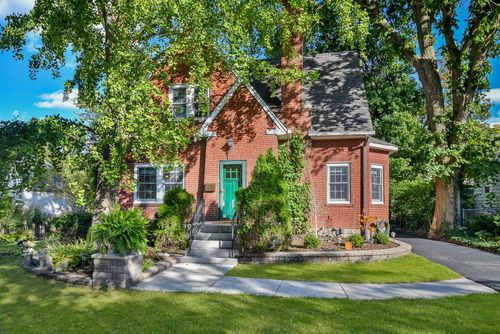 505 S Knollwood Dr, Wheaton, IL, 60187-4734 | Card Image