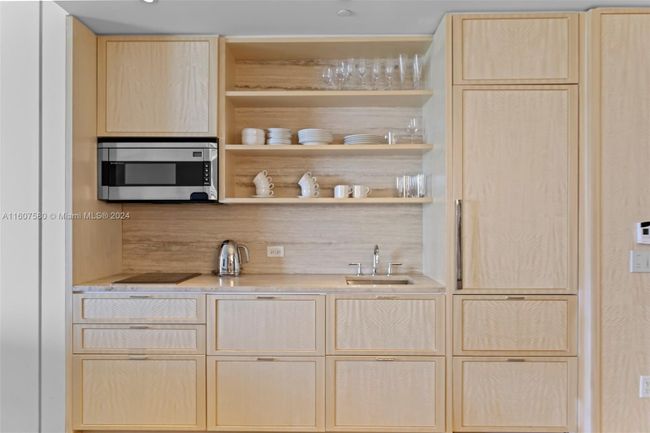 UNIT-1205 - 9703 Collins Ave, Condo with 1 bedrooms, 2 bathrooms and null parking in Bal Harbour FL | Image 27