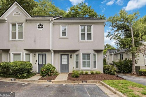 902 Defoors Lndg Nw, Atlanta, GA, 30318-7545 | Card Image
