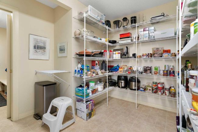 461 Sienna Heights Hill Sw, House other with 3 bedrooms, 3 bathrooms and 4 parking in Calgary AB | Image 12