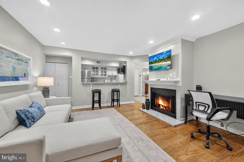 apt-2-1421 T St Nw, WASHINGTON, DC, 20009-3946 | Card Image