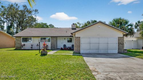 30 Westminster Dr, Palm Coast, FL, 32164-4023 | Card Image