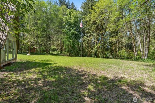 3017 Graf Rd, Centralia, WA, 98531-8800 | Card Image