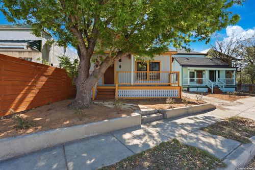 608 Labor St, San Antonio, TX, 78210-1324 | Card Image