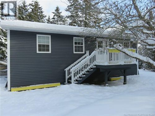 110 Model Farm Rd, Quispamsis, NB, E2E4Z8 | Card Image