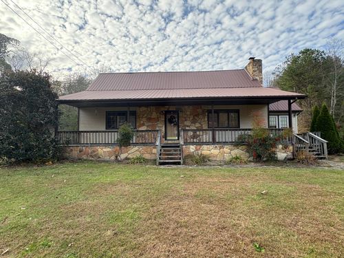 9063 N Highway 421, Manchester, KY, 40962-4960 | Card Image