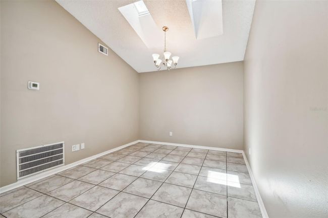 106 Cobblestone Way, House other with 3 bedrooms, 2 bathrooms and null parking in Sanford FL | Image 11