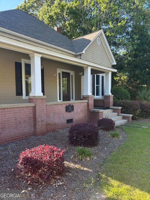 610 Ridge Ave N, Tifton, GA, 31794-4328 | Card Image