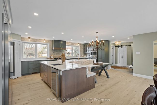 1056 Heenan Terr, House other with 4 bedrooms, 4 bathrooms and 6 parking in Manotick ON | Image 13