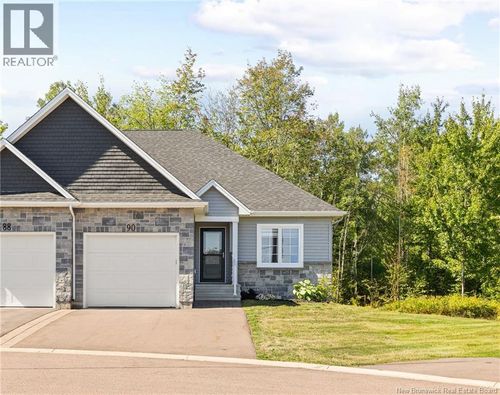 90 Delpech Crt, Moncton, NB, E1G6B2 | Card Image