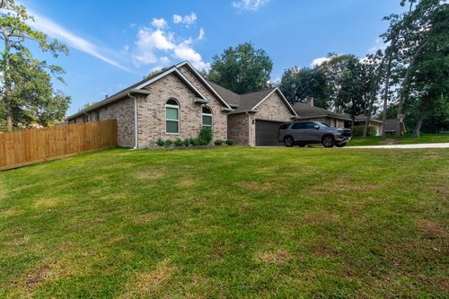 1460 River Oaks Dr, Huntsville, TX, 77340 | Card Image