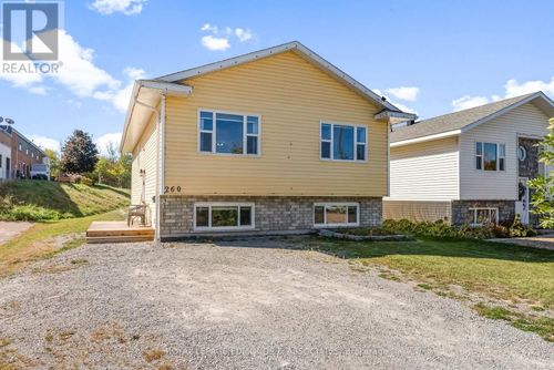 260 Mckenzie Street, Pembroke, ON, K8A3V7 | Card Image