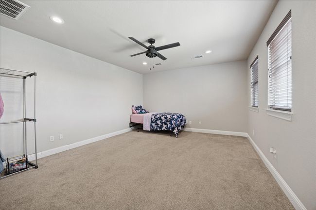Upstairs game room | Image 22