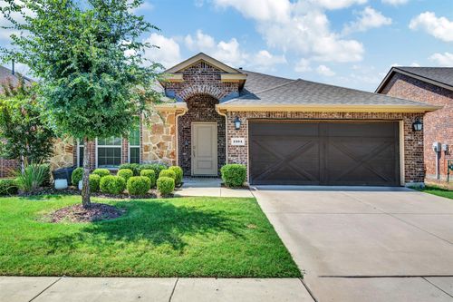 1504 Summit View Ln, Aubrey, TX, 76227-2940 | Card Image