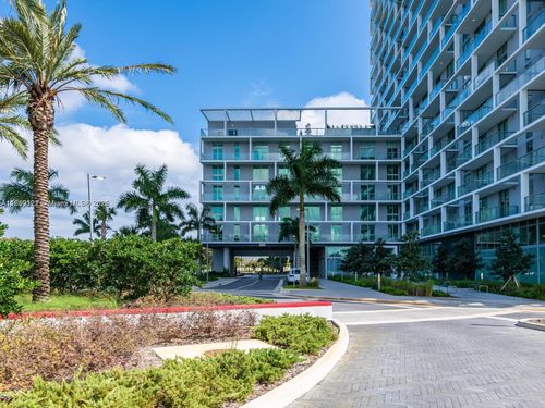 apt-2509-2000 Metropica Way, SUNRISE, FL, 33323-3229 | Card Image