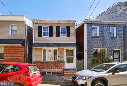 1331 E Hewson St, PHILADELPHIA, PA, 19125-2818 | Card Image