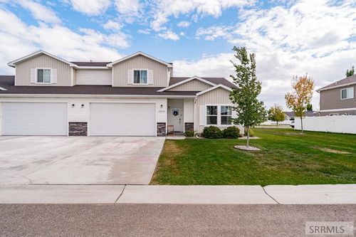 2835 Elmwood, Idaho Falls, ID, 83402-1285 | Card Image