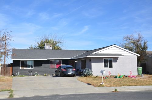 19760 Park Lane, Lemoore, CA, 93245 | Card Image