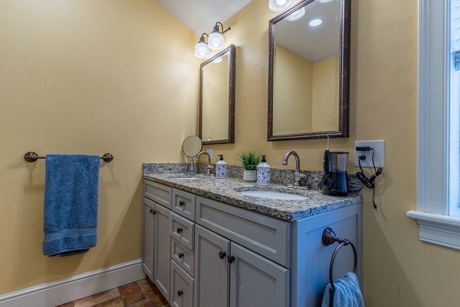 9 Swamscott St, House other with 6 bedrooms, 5 bathrooms and null parking in Newfields NH | Image 27