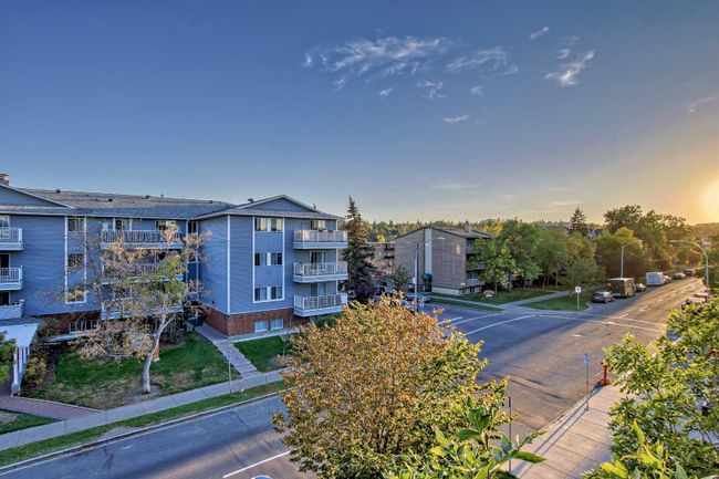 302 - 1734 11 Avenue Sw, Home with 3 bedrooms, 3 bathrooms and 1 parking in Calgary AB | Image 18