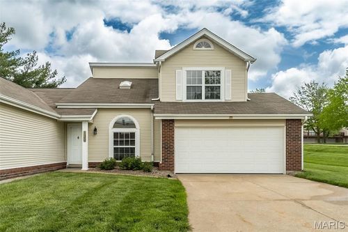 1-1300 Forest Creek Dr, Saint Peters, MO, 63303-5811 | Card Image