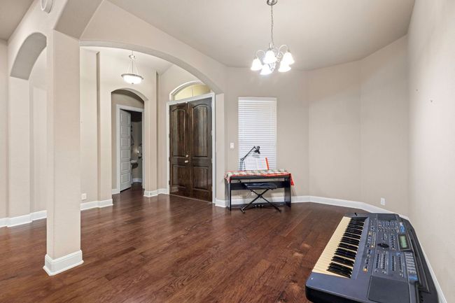 22409 Rock Wren Rd, House other with 4 bedrooms, 3 bathrooms and 2 parking in Spicewood TX | Image 5