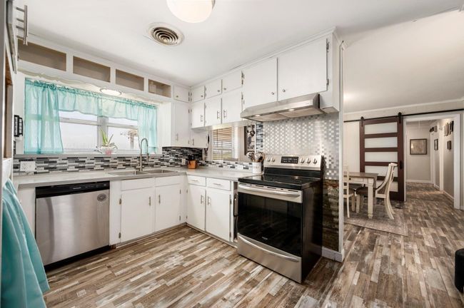 9919 Bohacek Rd, Home with 3 bedrooms, 2 bathrooms and 4 parking in Beasley TX | Image 24