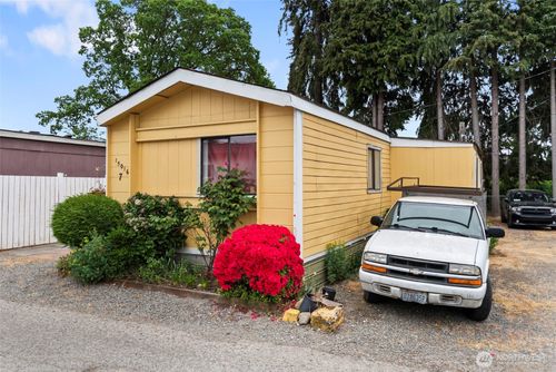 7-15016 W Thorne Ln Sw, Lakewood, WA, 98498-2075 | Card Image