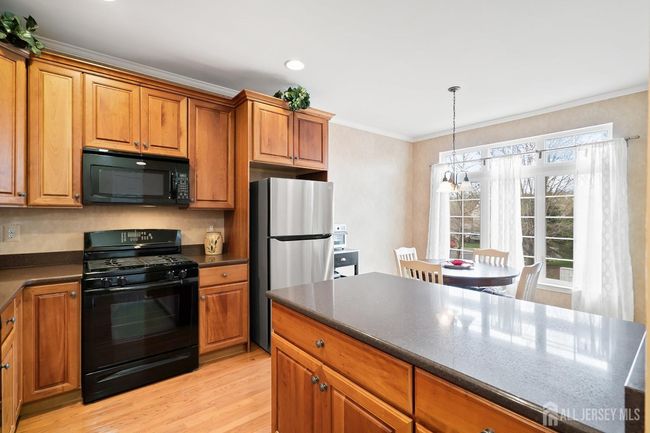 2743 - 4 Sandra Ct, Townhouse with 2 bedrooms, 4 bathrooms and null parking in Old Bridge NJ | Image 16