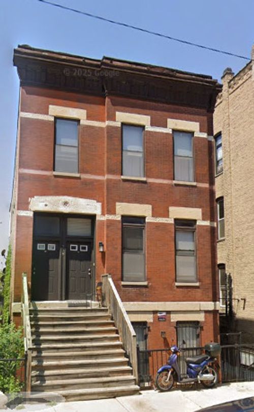 2r-738 N May St, Chicago, IL, 60642-5435 | Card Image