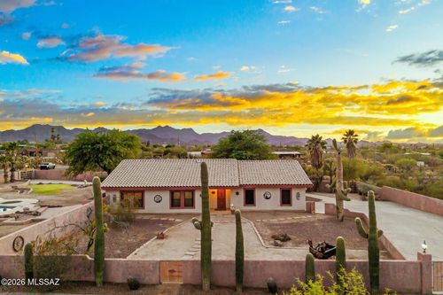3310 W Morgan Rd, Tucson, AZ, 85745-9105 | Card Image