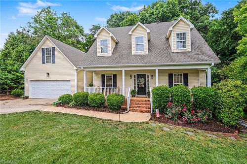 8202 Quail Creek Dr, Colfax, NC, 27235-9640 | Card Image