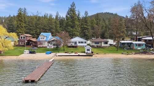 40390 Sunnyside Beach Rd, Loon Lake, WA, 99148-9742 | Card Image