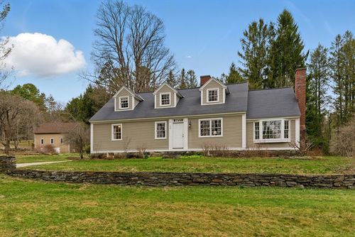 484 Rossiter Rd, Richmond, MA, 01254-5243 | Card Image