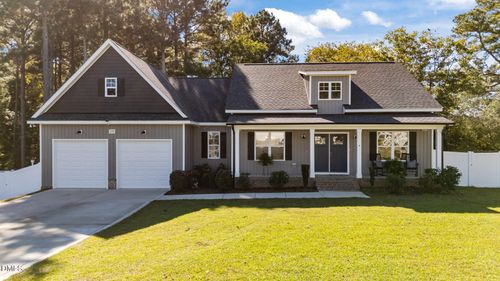 255 Ravens Row Dr, Benson, NC, 27504-8581 | Card Image