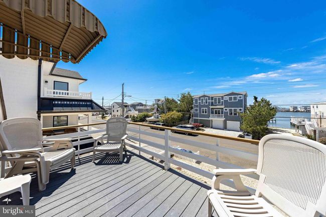 215 W 23 Rd St, House other with 3 bedrooms, 1 bathrooms and null parking in SHIP BOTTOM NJ | Image 33
