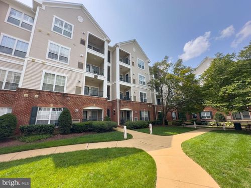 unit-337-4852 Eisenhower Ave, ALEXANDRIA, VA, 22304-7336 | Card Image