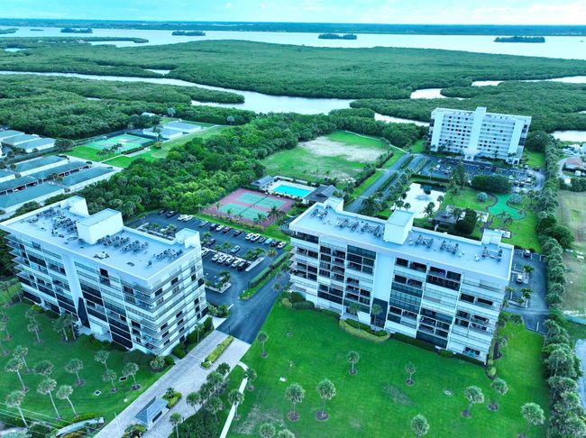 APT-504 - 5059 N Highway A1a, Condo with 2 bedrooms, 2 bathrooms and null parking in Hutchinson Island FL | Image 75