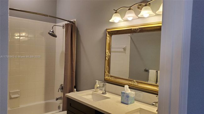 7310 Nw 17 Th Ct, House other with 4 bedrooms, 2 bathrooms and null parking in Pembroke Pines FL | Image 29