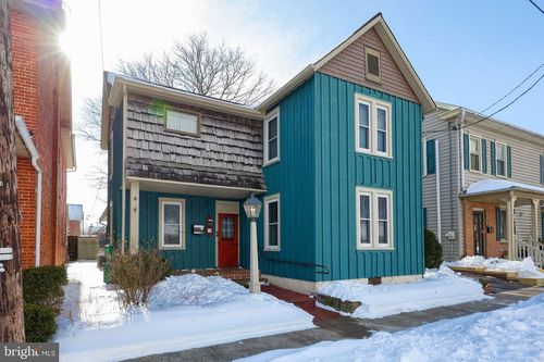 16 Market St, LITITZ, PA, 17543-1129 | Card Image