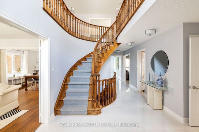 42 Miranda Crt, House other with 6 bedrooms, 5 bathrooms and 2 parking in Thornhill ON | Image 6
