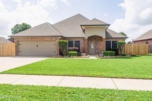101 Shadowbrook Ln, Youngsville, LA, 70592-5863 | Card Image