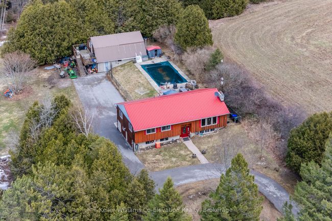 4684 10 Th Sideroad, House other with 5 bedrooms, 4 bathrooms and 10 parking in Essa ON | Image 4