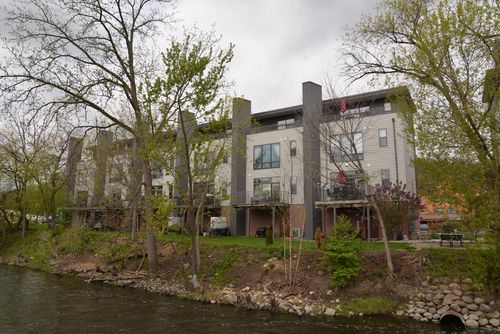 301 Mill Reserve Drive, Waukesha, WI, 53188 | Card Image
