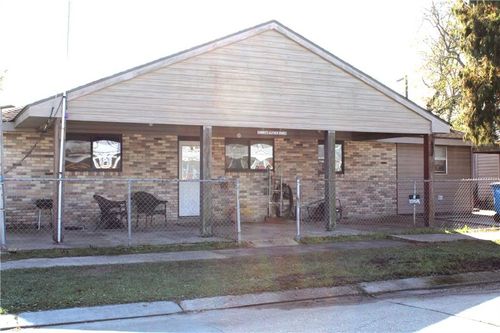 2024 Bobolink Dr, Saint Bernard, LA, 70085-5601 | Card Image