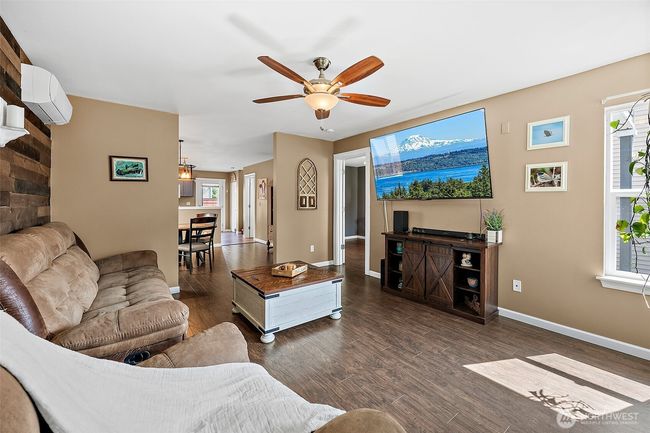 14828 99 Th Ave Se, House other with 4 bedrooms, 3 bathrooms and null parking in Yelm WA | Image 6