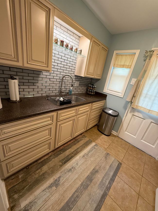APT-2 - 2993 Walnut Grove Rd, Condo with 2 bedrooms, 1 bathrooms and null parking in Memphis TN | Image 5