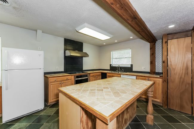 613 E University Ave, House other with 3 bedrooms, 2 bathrooms and null parking in Waxahachie TX | Image 6