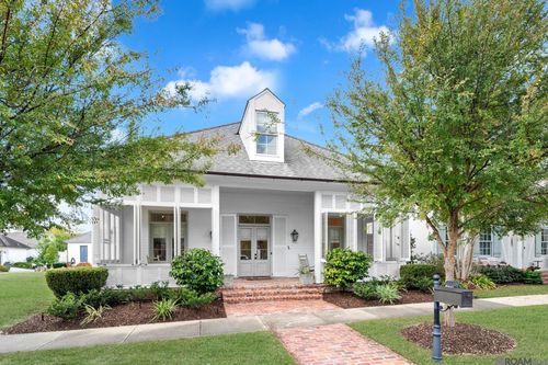 7766 Settlers Cir, Baton Rouge, LA, 70810-2312 | Card Image